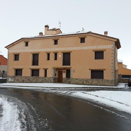 Hotel Rural La Casa Del Tio Telesforo Trescasas Kültér fotó