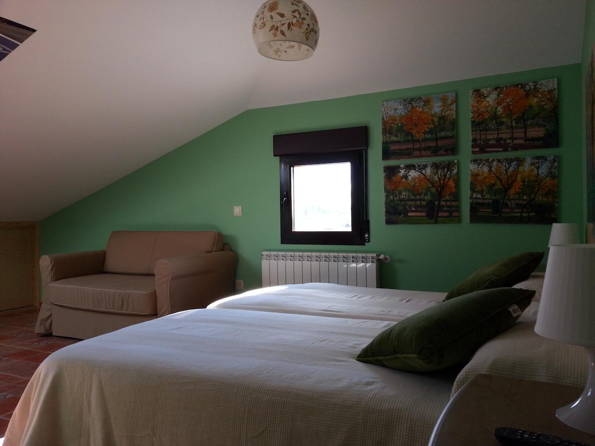 Hotel Rural La Casa Del Tio Telesforo Trescasas Kültér fotó